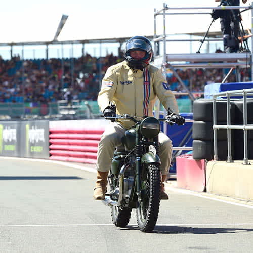 トライアンフ シルバーストーン GP パレードラップ | For the Ride